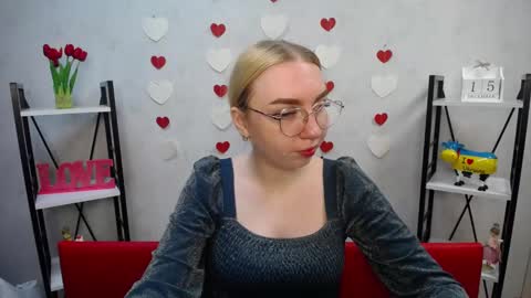 BeatriceFlyy online show from 12.15.24