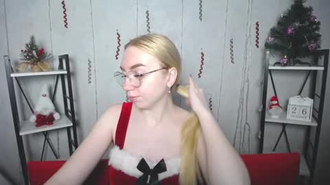 BeatriceFlyy online show from 12.26.24