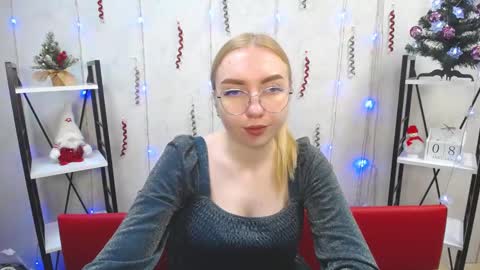 BeatriceFlyy online show from 01.08.25