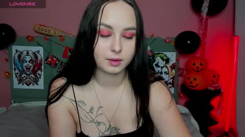 Beatrice 3 online show from 10.29.25