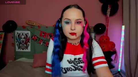 Beatrice 3 online show from 10.30.25