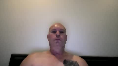 Snapshot of beatsboy87 chatting on 01.04.25 beatsboy87 online show from 01.04.25