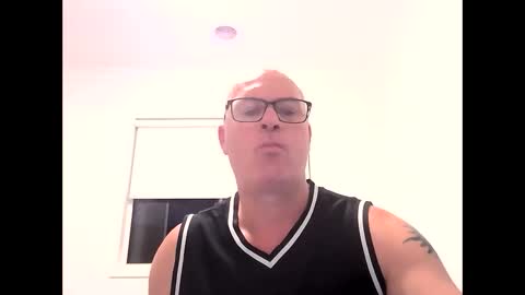 Snapshot of beatsboy87 chatting on 02.28.25 beatsboy87 online show from 02.28.25