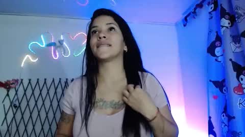 Snapshot of beautibellah chatting on 04.07.26 beautibellah online show from 04.07.26