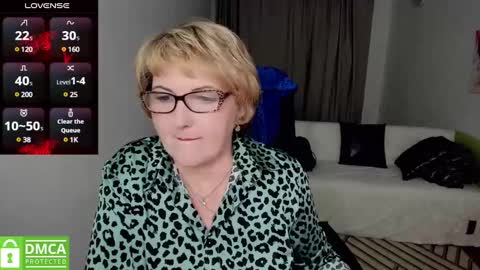 Snapshot of beautiful_lina7 chatting on 01.02.25 your Lana online show from 01.02.25