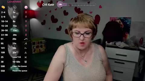 Snapshot of beautiful_lina7 chatting on 02.18.25 your Lana online show from 02.18.25