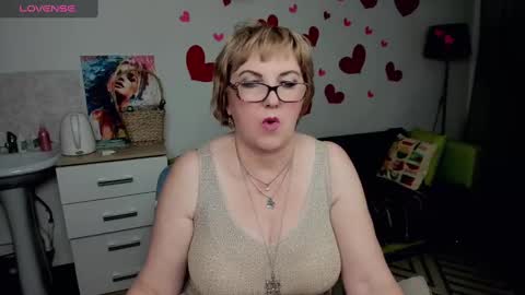 Snapshot of beautiful_lina7 chatting on 03.02.25 your Lana online show from 03.02.25