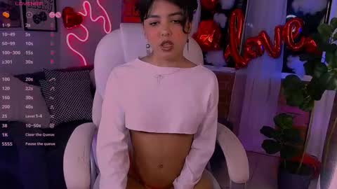 Snapshot of beautifulchleo chatting on 02.18.25 Chleo online show from 02.18.25