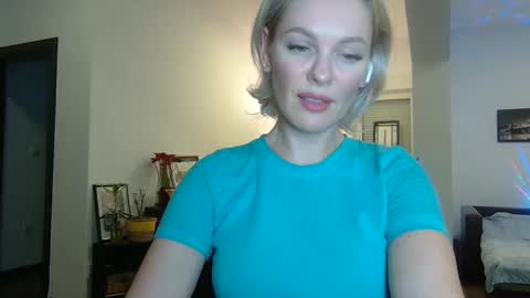 Beautifulkollette online show from 01.06.25