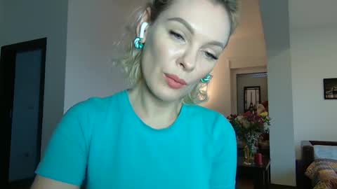 Beautifulkollette online show from 01.20.25