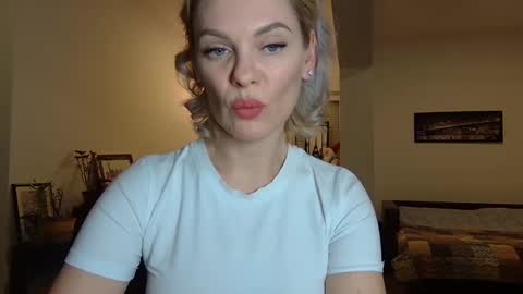 Beautifulkollette online show from 01.24.25