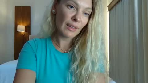 Beautifulkollette online show from 10.07.25