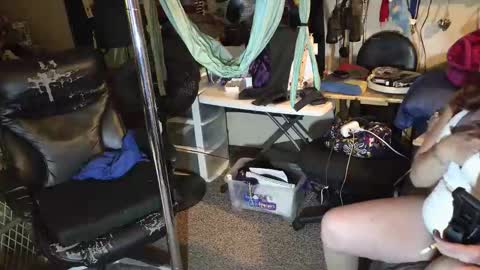 beautifullyshort1 online show from 11.01.25