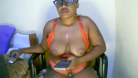 beautifulpeach2 online show from 02.22.25