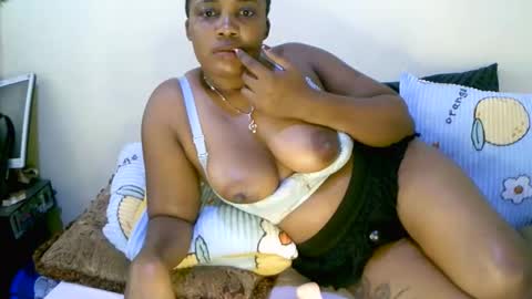 beautifulpeach2 online show from 03.01.25