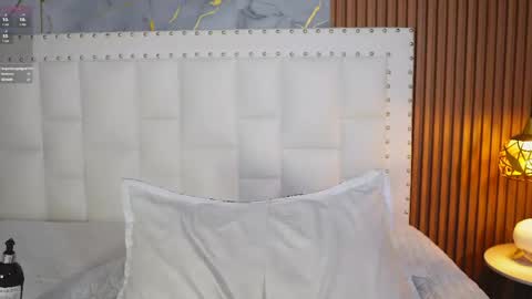 Snapshot of beautifulskinny18 chatting on 04.30.26 Shalom online show from 04.30.26