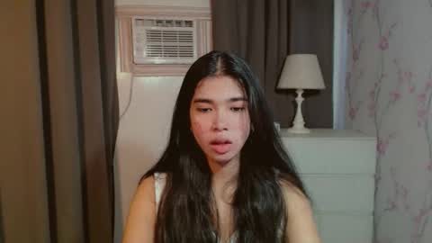 TRIXIE online show from 04.08.26