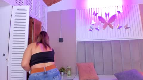 Chantall online show from 02.13.25