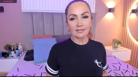 Chantall online show from 02.16.25