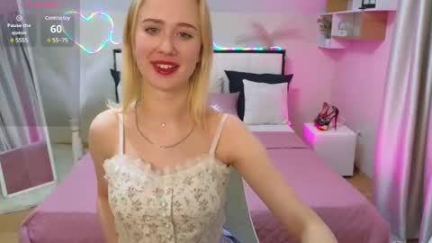 Snapshot of beauty_sashaxx chatting on 02.21.25 beauty Sasha online show from 02.21.25