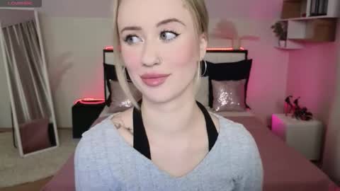 beauty Sasha online show from 11.18.25