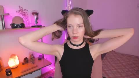 Eliise online show from 02.22.25