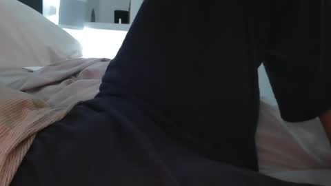 love2seeudear online show from 09.17.25