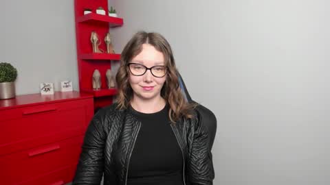 Zoe online show from 11.07.25