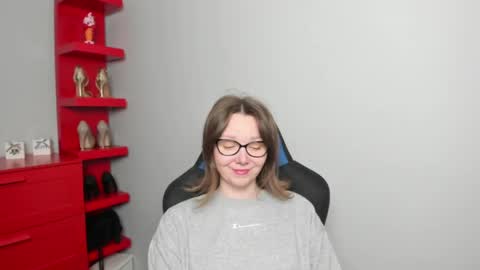 Zoe online show from 04.20.26