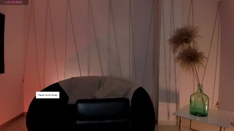 Snapshot of beccabaxter chatting on 06.14.26 Am Becca online show from 06.14.26
