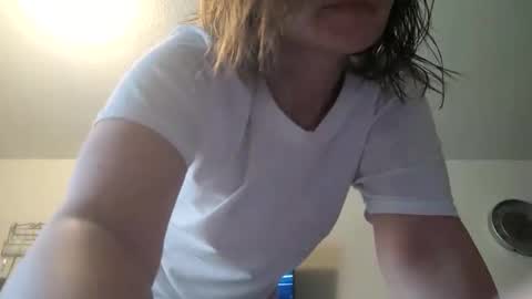 Snapshot of becky2994 chatting on 05.02.26 BECKY BOO online show from 05.02.26