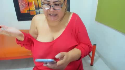 beckyummys online show from 12.04.24