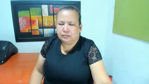 beckyummys online show from 02.12.25