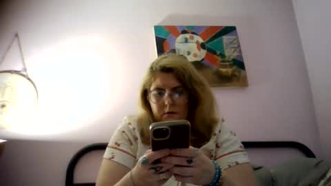 Snapshot of bedbandits chatting on 10.21.25 Bedbandits69 online show from 10.21.25