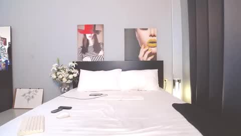 Bee if you ever see the girl who can take 12 inch all the way inside the ass try me online show from 12.31.24