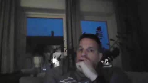 Snapshot of beejee88 chatting on 02.27.26 beejee88 online show from 02.27.26