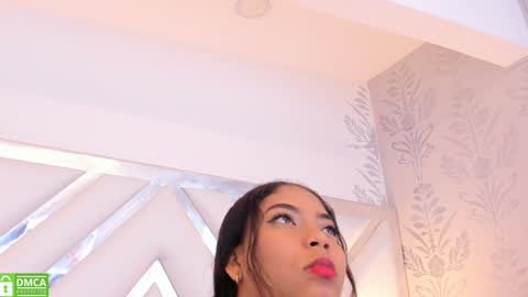 Snapshot of belacampbell chatting on 01.06.25 Bela online show from 01.06.25