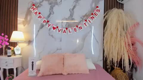 Snapshot of belacampbell chatting on 02.13.25 Bela online show from 02.13.25