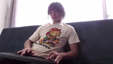 Snapshot of belamiramil chatting on 01.29.25 independent model online show from 01.29.25