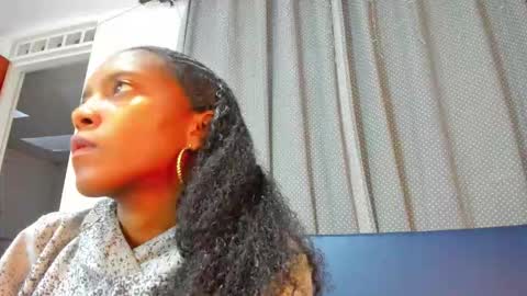 Snapshot of belen10 chatting on 09.15.25 Belen online show from 09.15.25