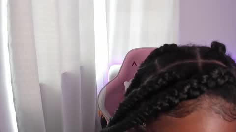  Belkis  online show from 01.05.25