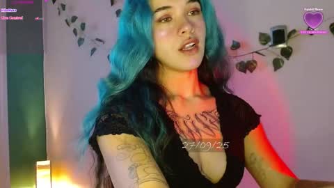 Snapshot of bell_art chatting on 09.27.25 online show from 09.27.25