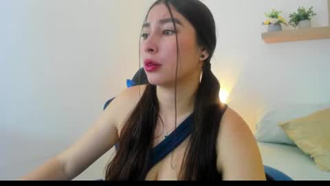 Snapshot of bella_99x chatting on 06.11.26 Bel 3 online show from 06.11.26