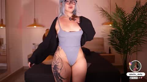    online show from 11.12.25