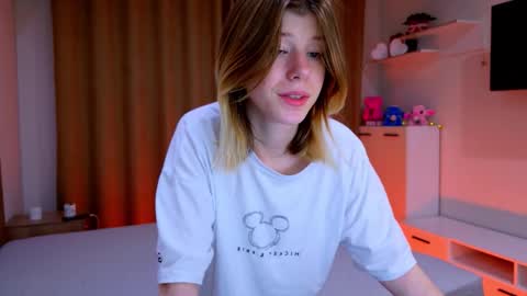 Bella online show from 11.18.25