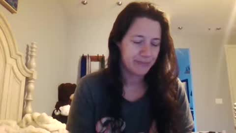 Bella online show from 02.21.25