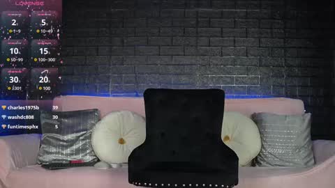 Emma  Bella online show from 02.12.25