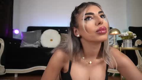 Emma  Bella online show from 02.19.25