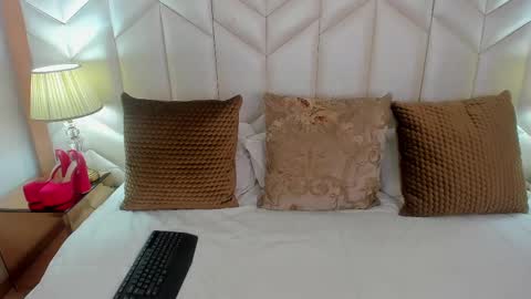 BELLA online show from 09.24.25