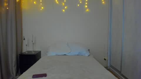 Snapshot of bella_foryou chatting on 01.26.25 NastyaThere are legends that in this room all your wishes can come true Private is Open online show from 01.26.25